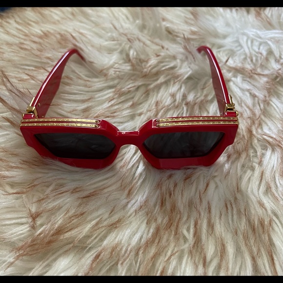 Authentic. Excellent condition. - Picture 4 of 7